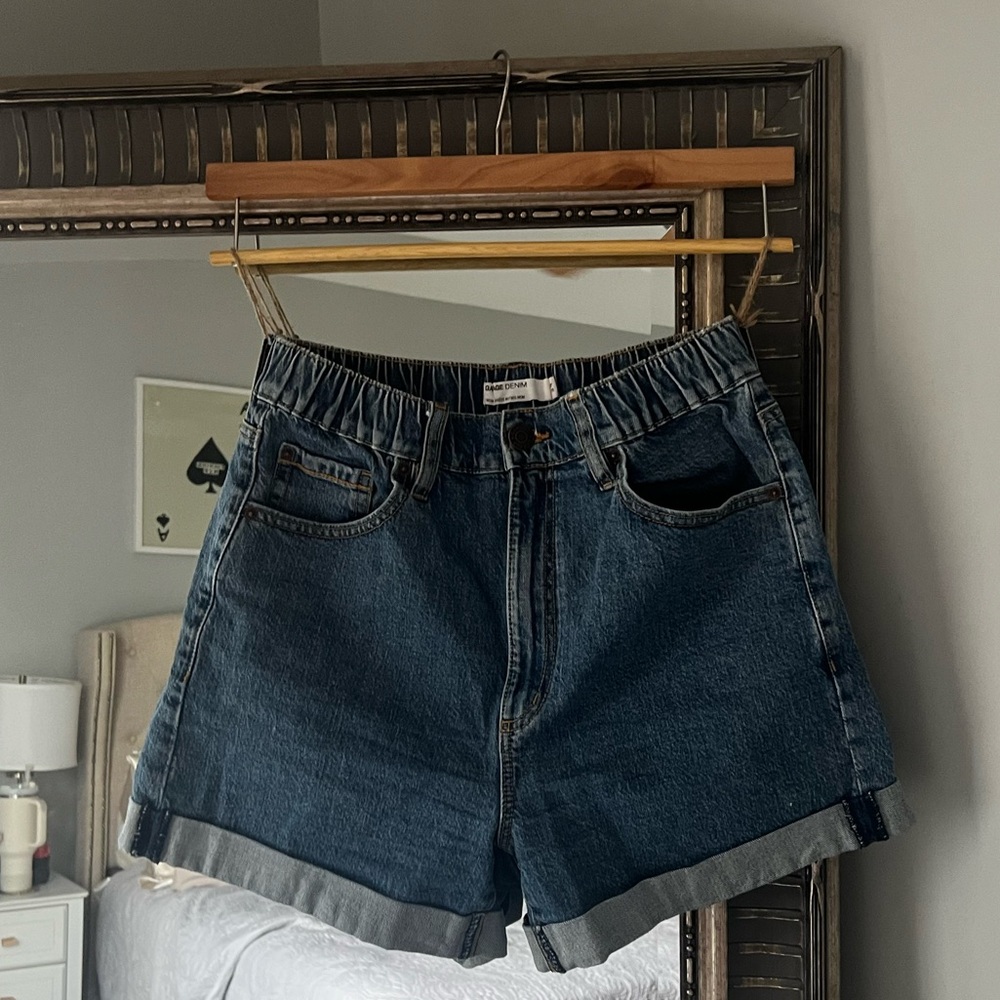 Garage 80s Mom Shorts